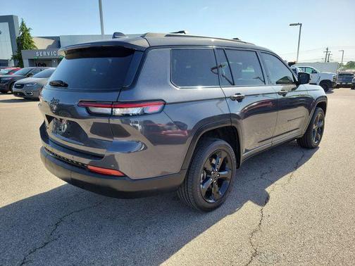Baltic Gray Metallic Clearcoat 2021 Jeep Grand Cherokee L Altitude