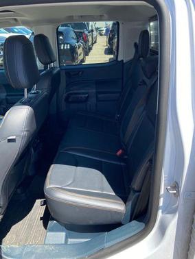 OXFORD WHITE 2023 Ford Maverick Lariat