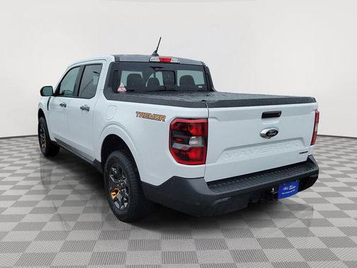 OXFORD WHITE 2023 Ford Maverick Lariat