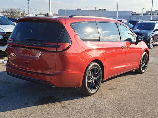 2026 Chrysler Pacifica Limited