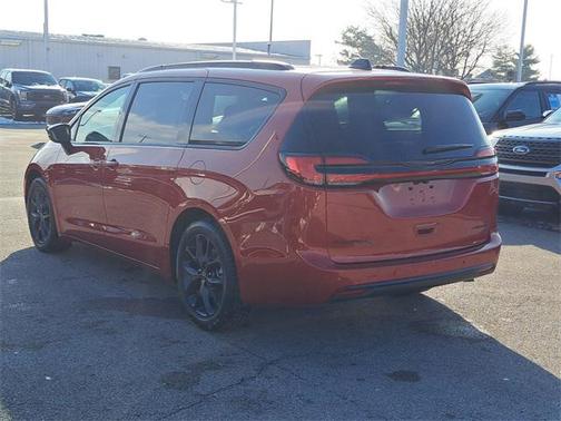 2026 Chrysler Pacifica Limited