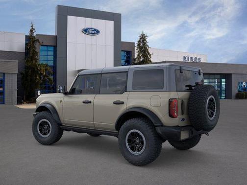 DESERT SAND 2025 Ford Bronco Badlands