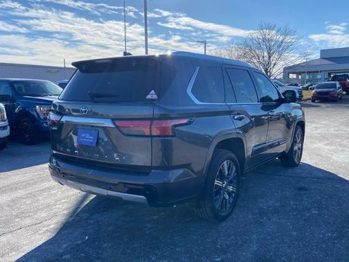 2023 Toyota Sequoia Capstone