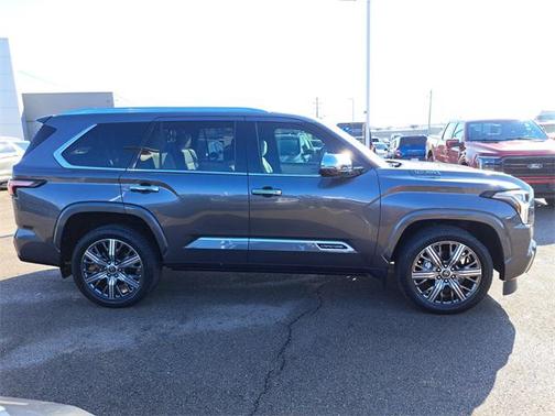 2023 Toyota Sequoia Capstone