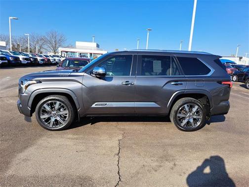 2023 Toyota Sequoia Capstone