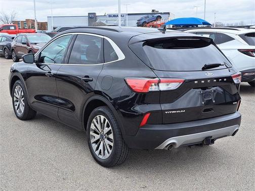 2022 Ford Escape Titanium