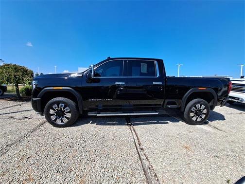 2024 GMC Sierra 2500 Denali