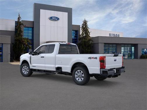 2025 Ford F-350 XLT