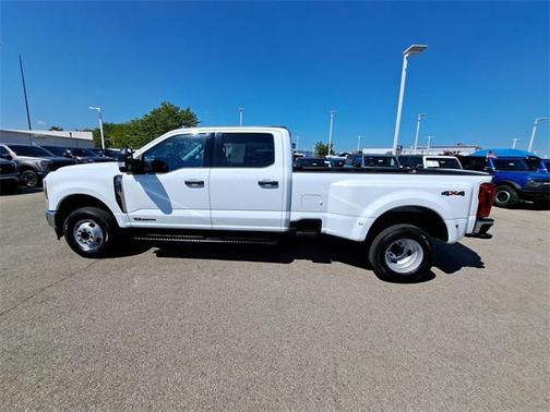 2025 Ford F-350 XLT