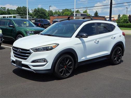 2017 Hyundai TUCSON Night