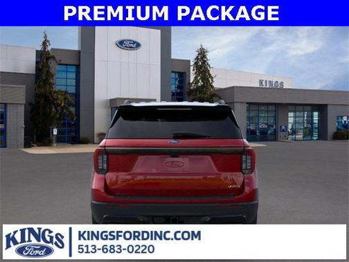 2025 Ford Explorer ST-Line