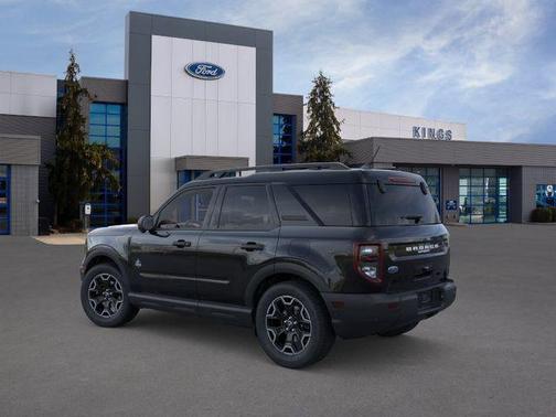SHADOW BLACK 2026 Ford Bronco Sport Outer Banks