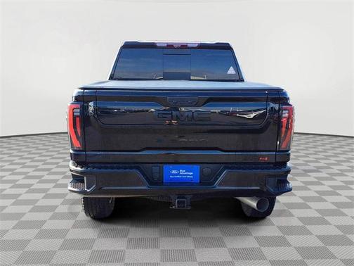 2024 GMC Sierra 2500 AT4