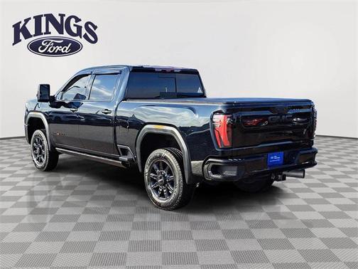 2024 GMC Sierra 2500 AT4