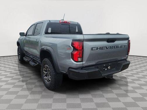 Sterling Gray Metallic 2025 Chevrolet Colorado ZR2