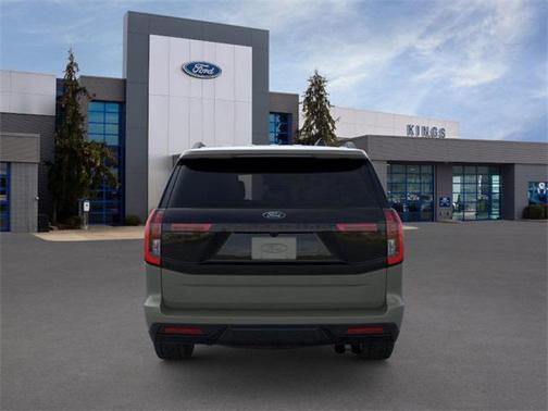 2025 Ford Expedition Tremor