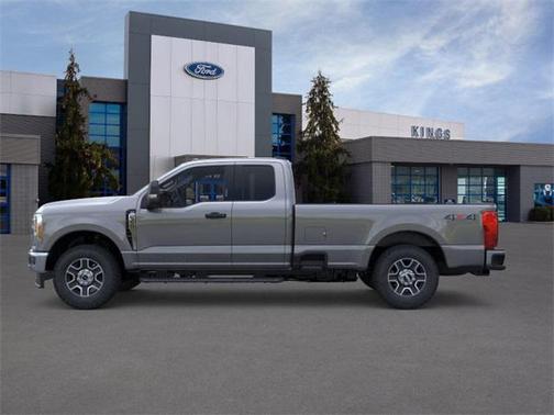 2025 Ford F-350 XLT