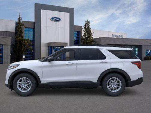 Space White Metallic 2026 Ford Explorer Active
