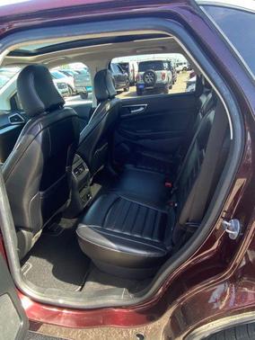 Burgundy Velvet Metallic Tinted Clearcoat 2023 Ford Edge SEL