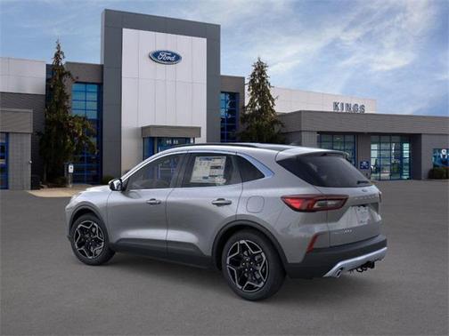 2026 Ford Escape Platinum