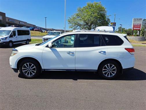 2013 Nissan Pathfinder SV