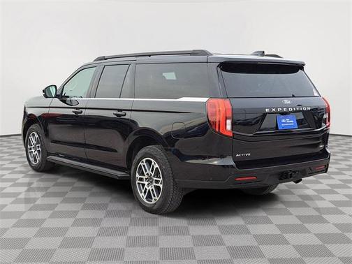 Agate Black Metallic 2025 Ford Expedition Active