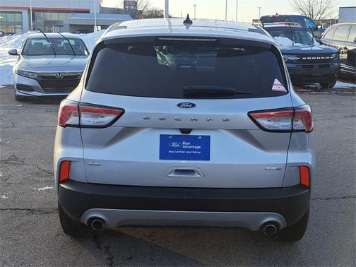 2020 Ford Escape SE