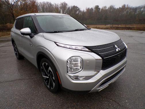 2023 Mitsubishi Outlander PHEV SE S-AWC