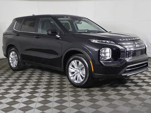 2025 Mitsubishi Outlander ES 2.5 S-AWC