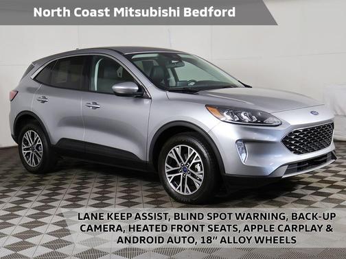 Silver Metallic 2022 Ford Escape SEL