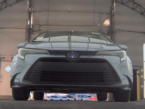 2023 Toyota Corolla Hybrid XLE