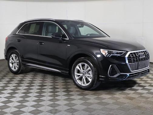 2023 Audi Q3 45 S line Premium Plus