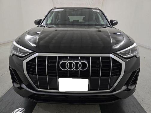 2023 Audi Q3 45 S line Premium Plus