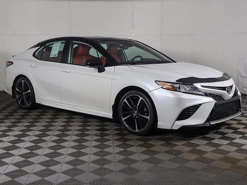 2019 Toyota Camry XSE