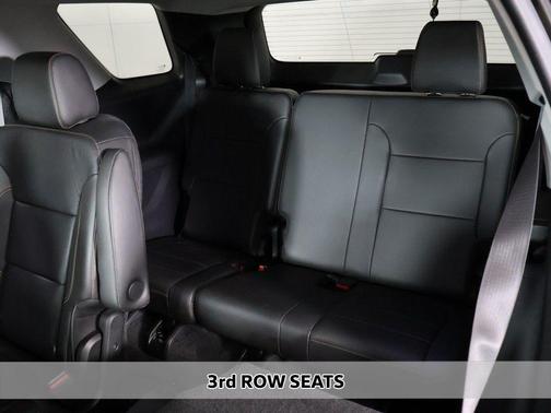 Mosaic Black Metallic 2020 Chevrolet Traverse LT Leather