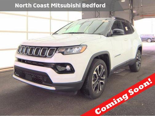 Bright White Clearcoat 2023 Jeep Compass Limited