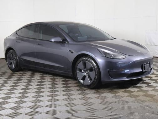 Gray 2022 Tesla Model 3 Long Range