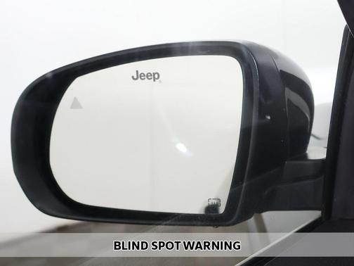 Granite Crystal Metallic Clearcoat 2022 Jeep Compass Limited