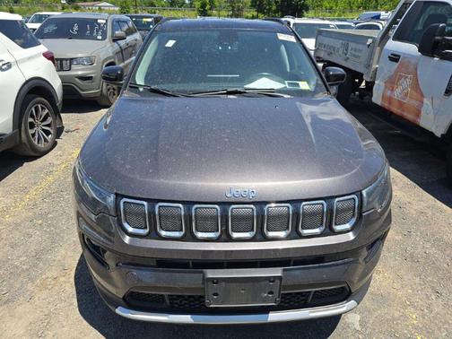 Granite Crystal Metallic Clearcoat 2022 Jeep Compass Limited