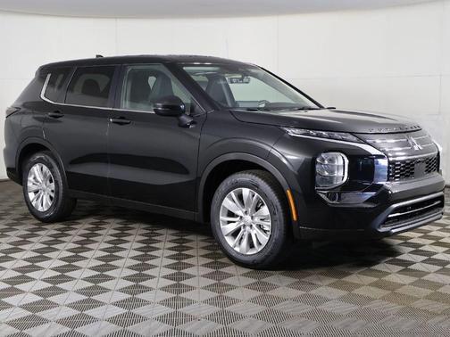 Black Diamond 2026 Mitsubishi Outlander ES S-AWC
