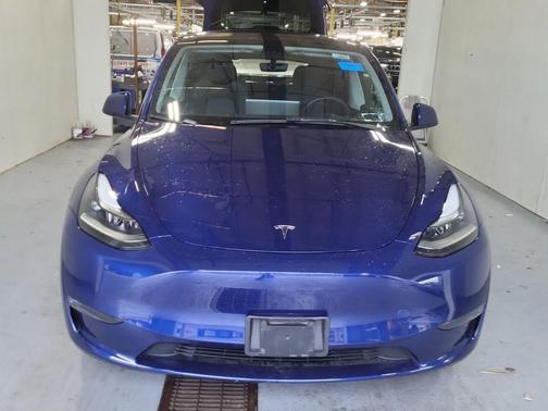 Deep Blue Metallic 2023 Tesla Model Y Long Range Dual Motor All-Wheel Drive