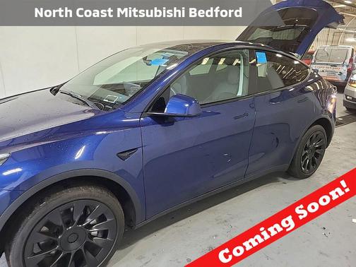 Deep Blue Metallic 2023 Tesla Model Y Long Range Dual Motor All-Wheel Drive