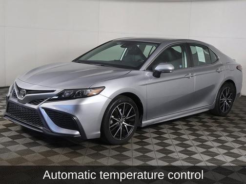 Celestial Silver Metallic 2023 Toyota Camry SE
