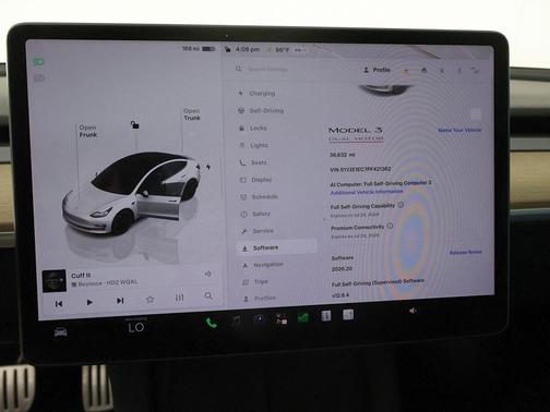 Pearl White Multi-Coat 2023 Tesla Model 3 Performance