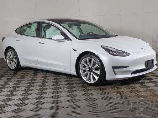 2020 Tesla Model 3 Long Range