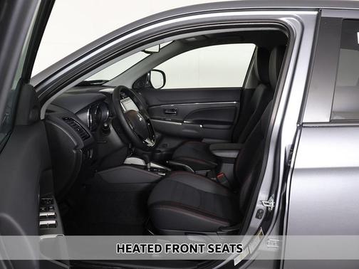 2025 Mitsubishi Outlander Sport SE
