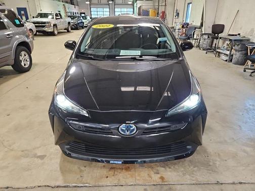 2022 Toyota Prius LE