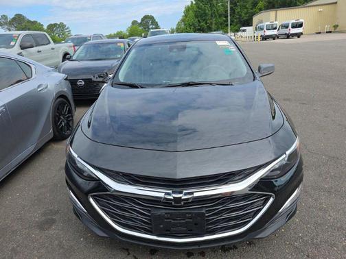 Mosaic Black Metallic 2024 Chevrolet Malibu FWD RS