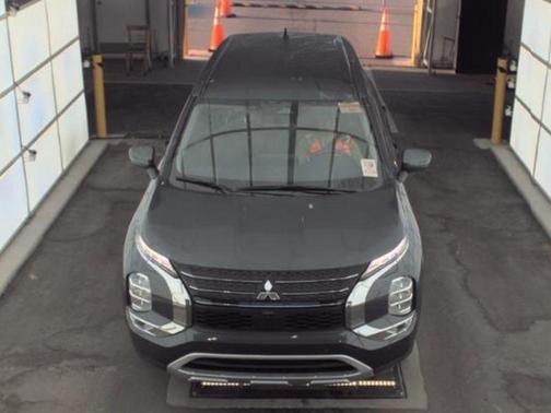 2024 Mitsubishi Outlander SE Black Edition w/Pano Roof S-AWC