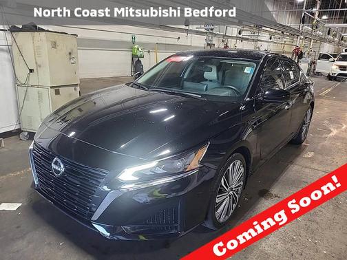 Super Black 2025 Nissan Altima 2.5 SL